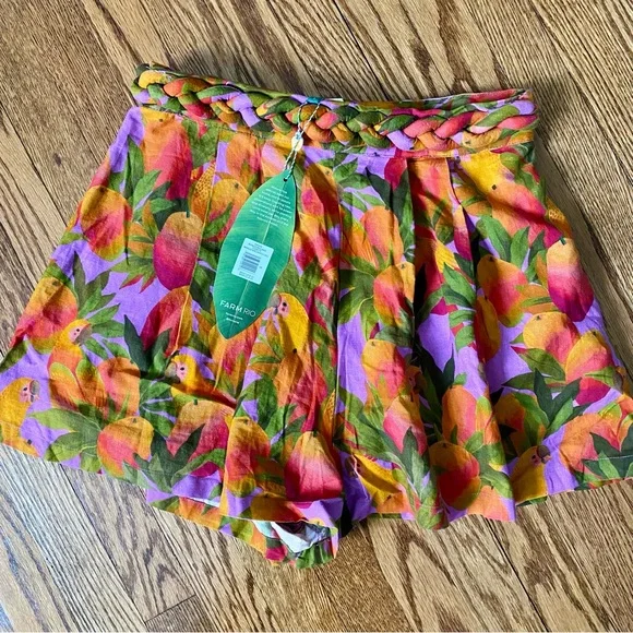 NWT Farm Rio Mango Macaw Shorts - Picture 3 of 4